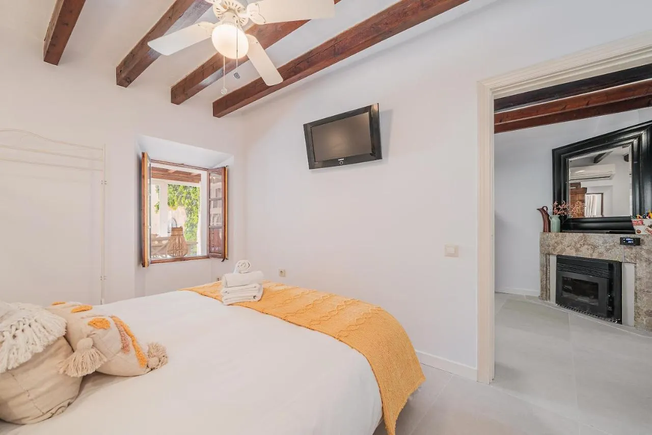 Can Raixa Lloseta Holiday home